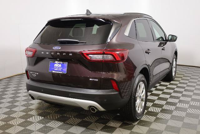 Certified 2023 Ford Escape Active w/ Tech Pack #2 AWD/4WD image 4