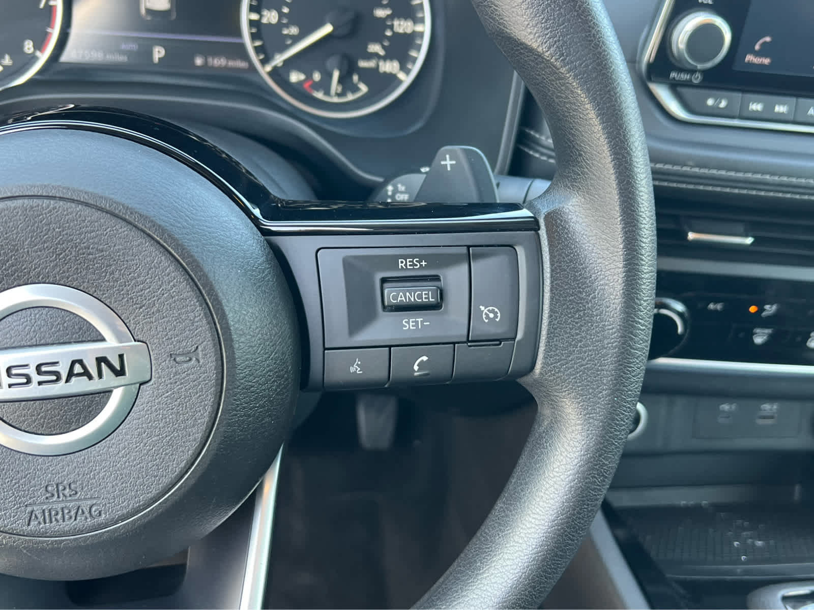 Used 2021 Nissan Rogue S AWD/4WD image 32