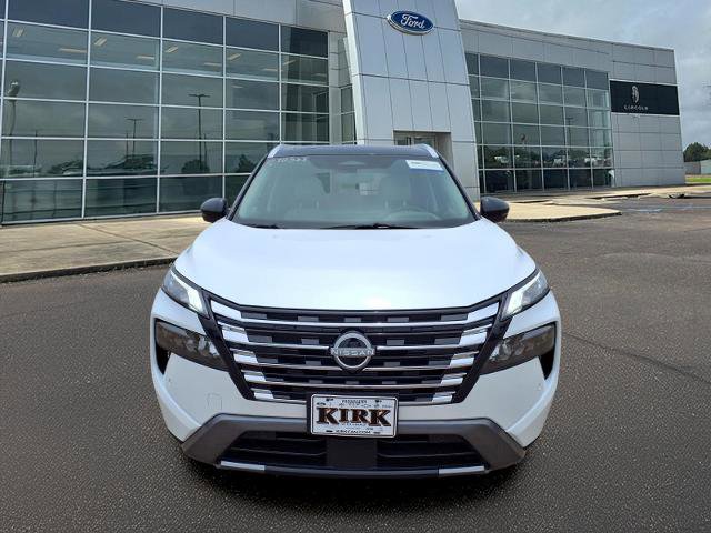 Used 2025 Nissan Rogue SL w/ Tech Package FWD image 8