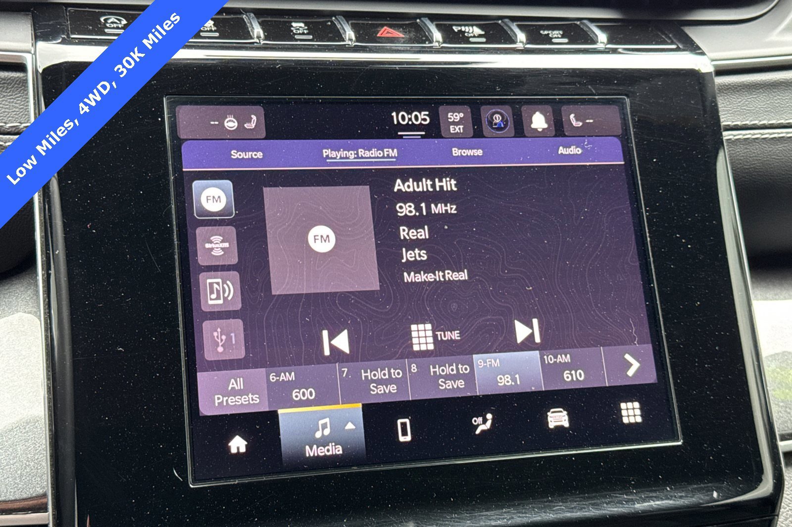 Used 2023 Jeep Grand Cherokee Altitude image 19