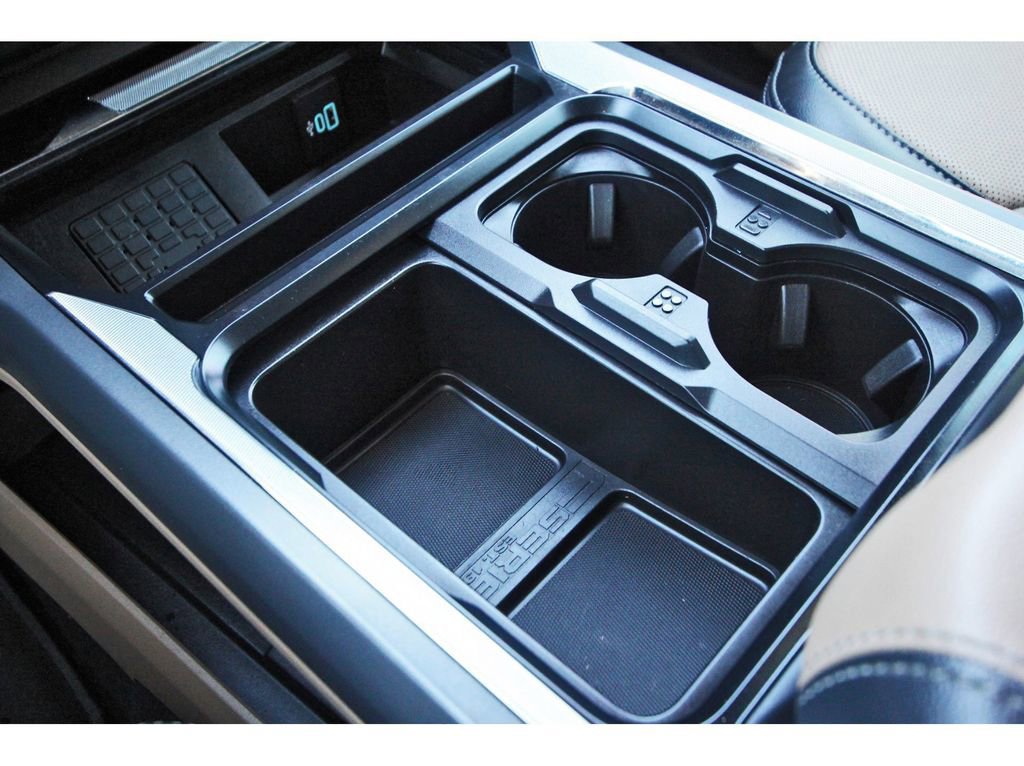 Certified 2024 Ford F450 Lariat w/ Lariat Ultimate Package image 28