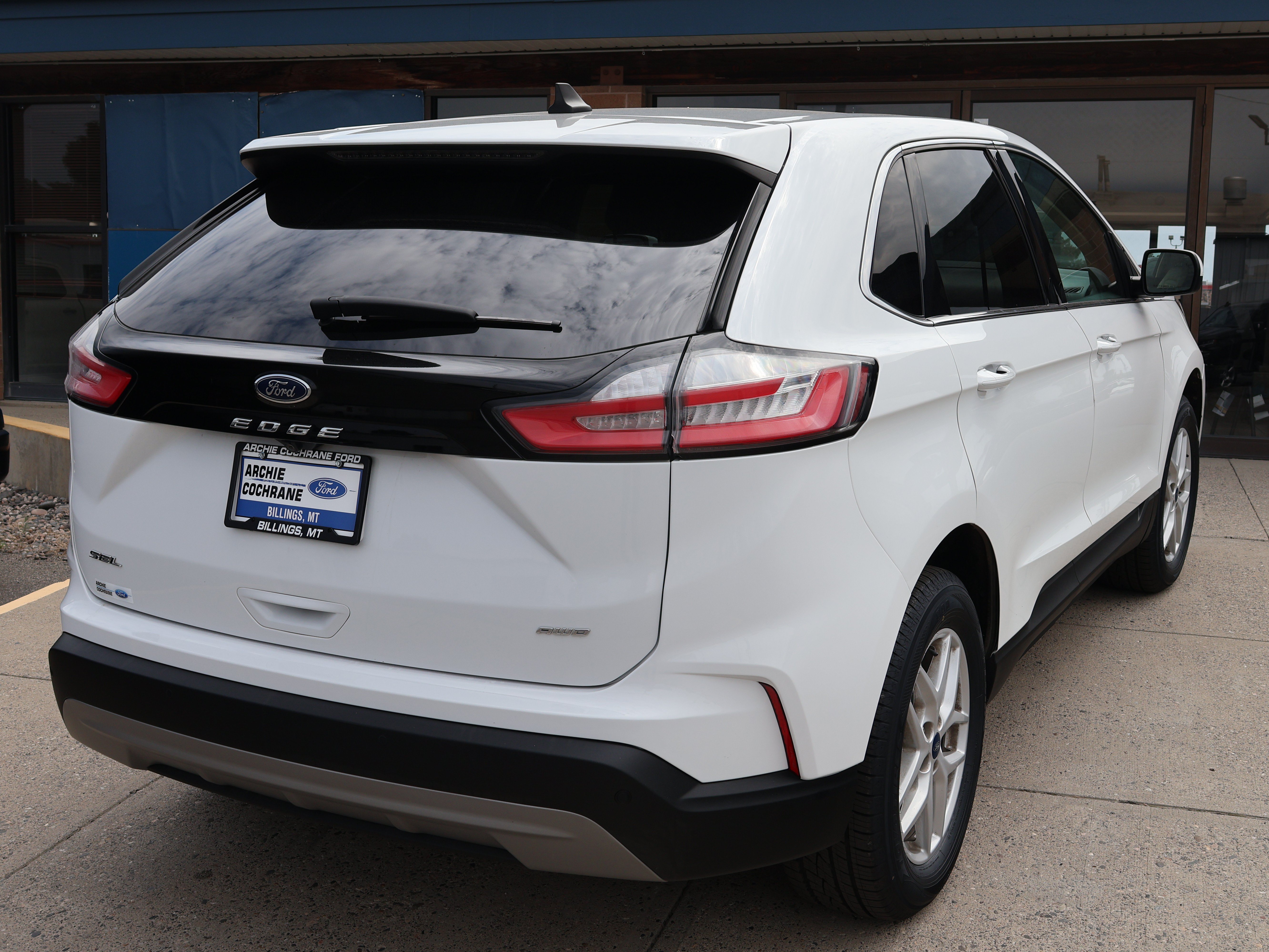 Certified 2022 Ford Edge SEL AWD/4WD image 2