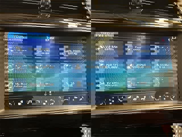 Used 2020 Jaguar F-PACE R-Sport image 14