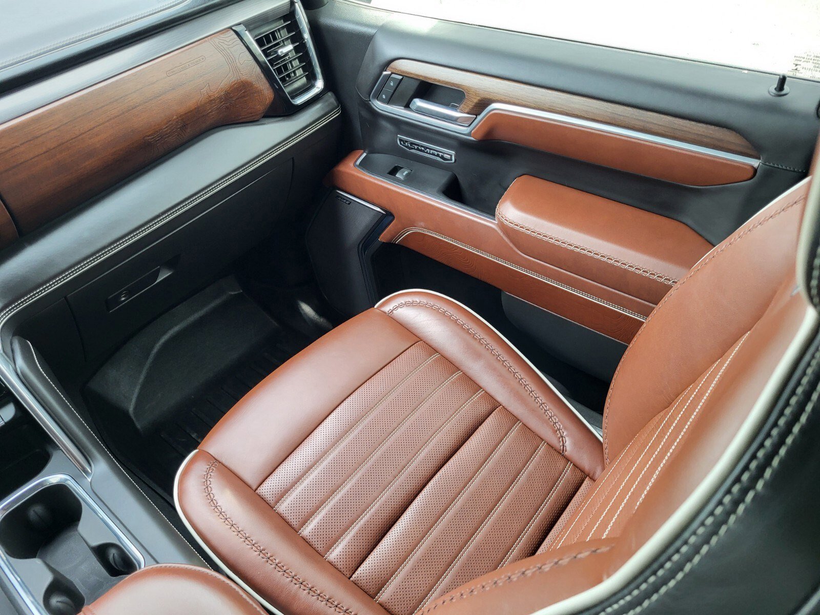 Used 2022 GMC Sierra 1500 Denali Ultimate image 17