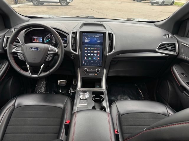 Certified 2024 Ford Edge ST-Line w/ Cargo Accessory Package AWD/4WD image 7