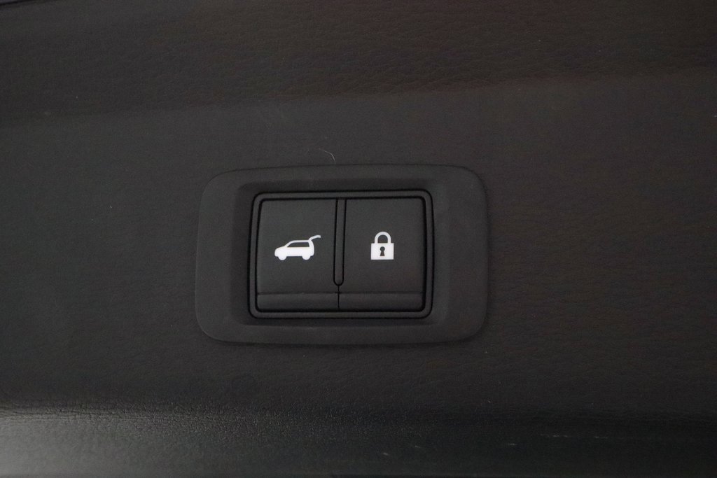 Used 2022 Mitsubishi Outlander SE image 22