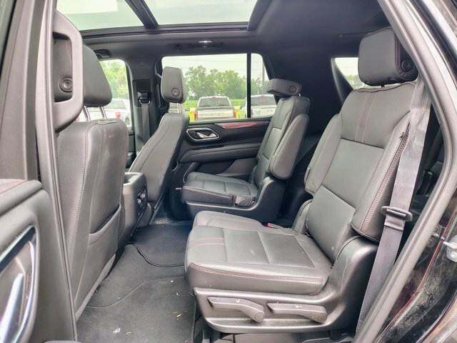 Used 2022 Chevrolet Tahoe RST w/ Sport Performance Package AWD/4WD image 13