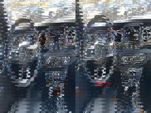 Used 2021 Jeep Wrangler Unlimited Rubicon w/ Trailer Tow Package image 12