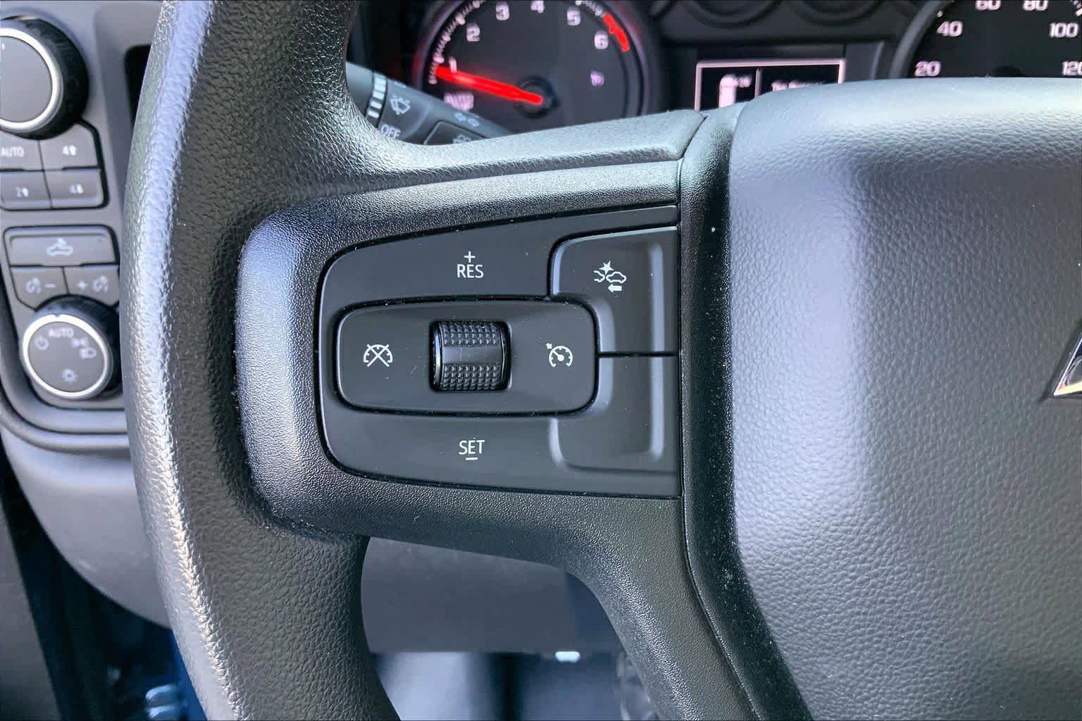 Used 2024 Chevrolet Silverado 1500 Custom Trail Boss w/ Dark Appearance Package AWD/4WD image 22