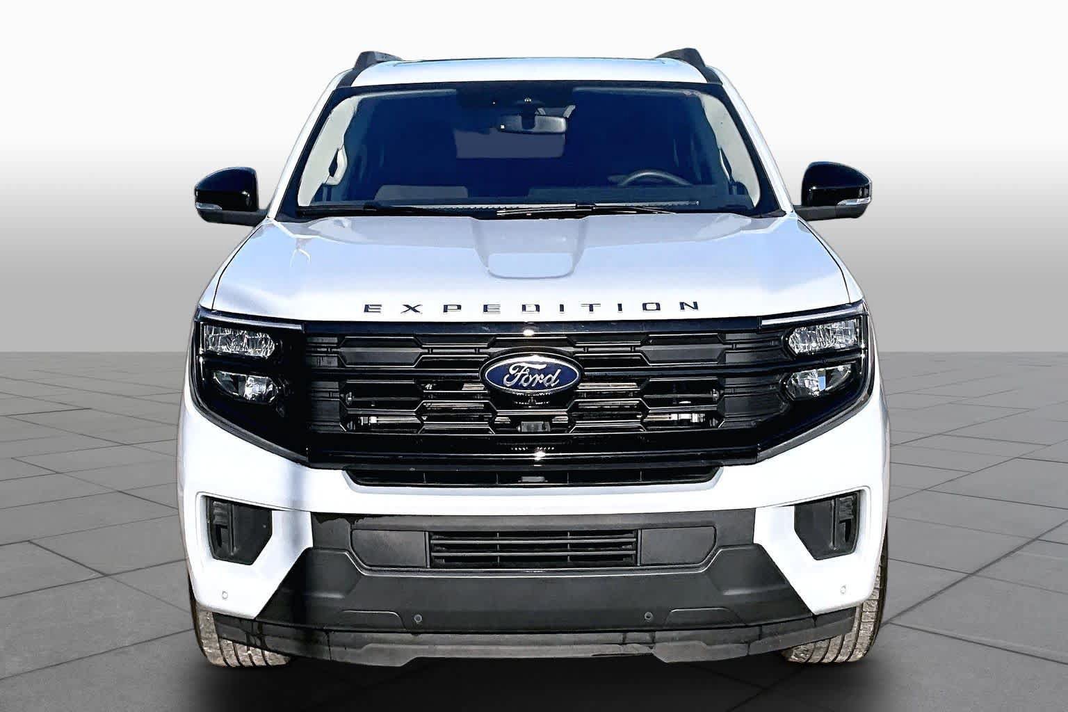 Certified 2025 Ford Expedition Active RWD image 4