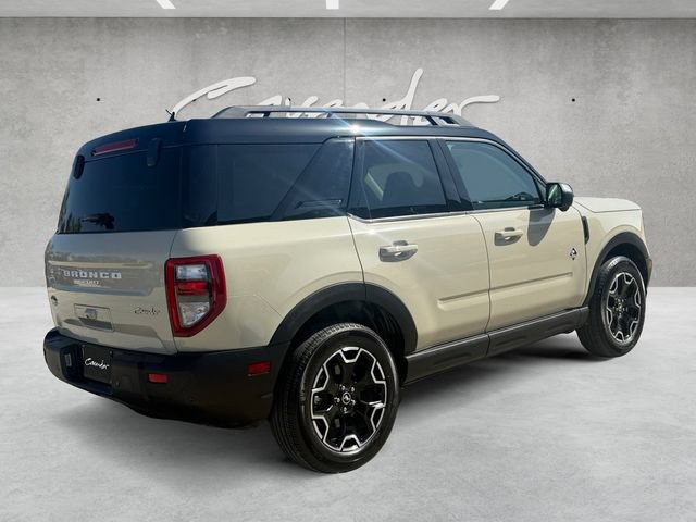 Certified 2025 Ford Bronco Sport Outer Banks w/ Outer Banks Tech Package+ AWD/4WD image 17