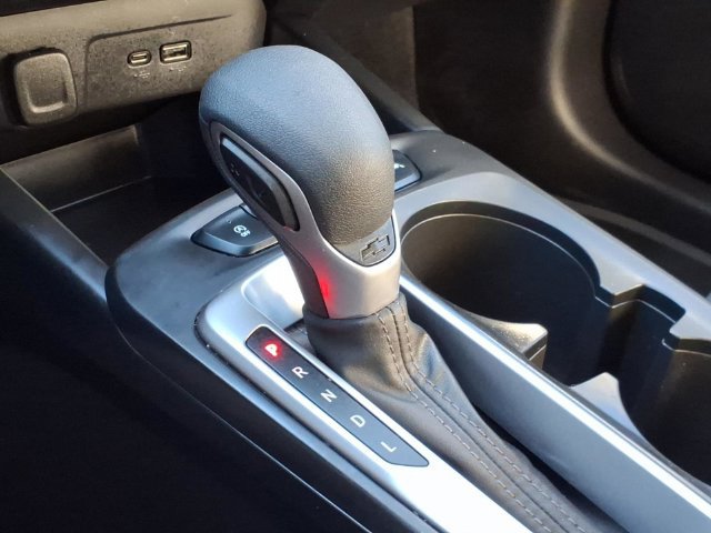 Used 2024 Chevrolet Trax LS w/ LS Convenience Package FWD image 25