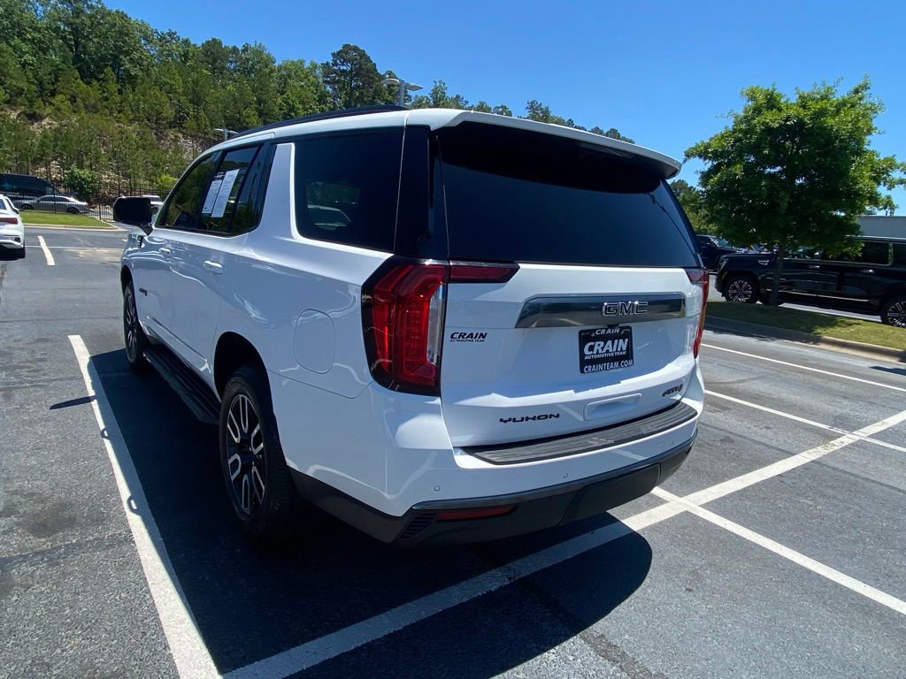 Used 2023 GMC Yukon AT4 w/ Technology Package AWD/4WD image 5