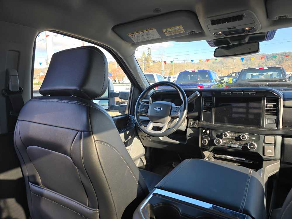 Certified 2023 Ford F450 Lariat image 10