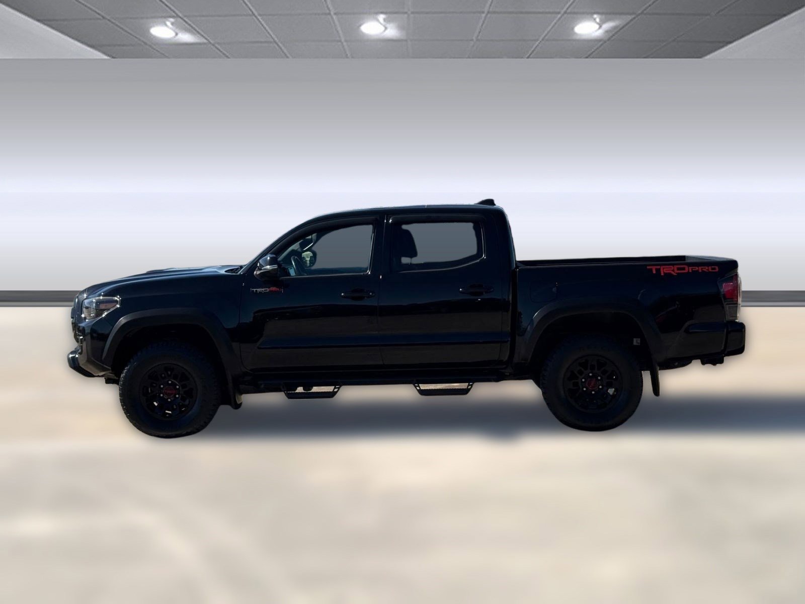 Used 2019 Toyota Tacoma TRD Pro image 2