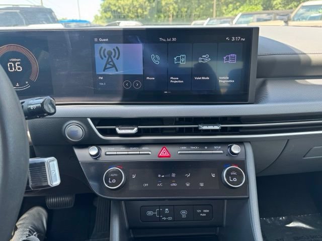 Used 2025 Hyundai Sonata SEL FWD image 28