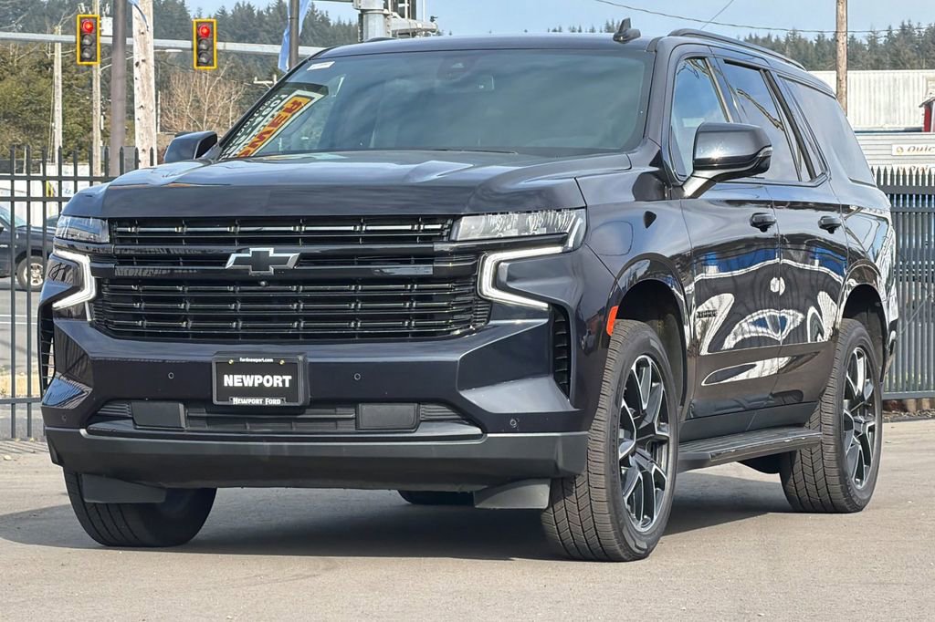 Used 2022 Chevrolet Tahoe RST w/ Luxury Package AWD/4WD image 7