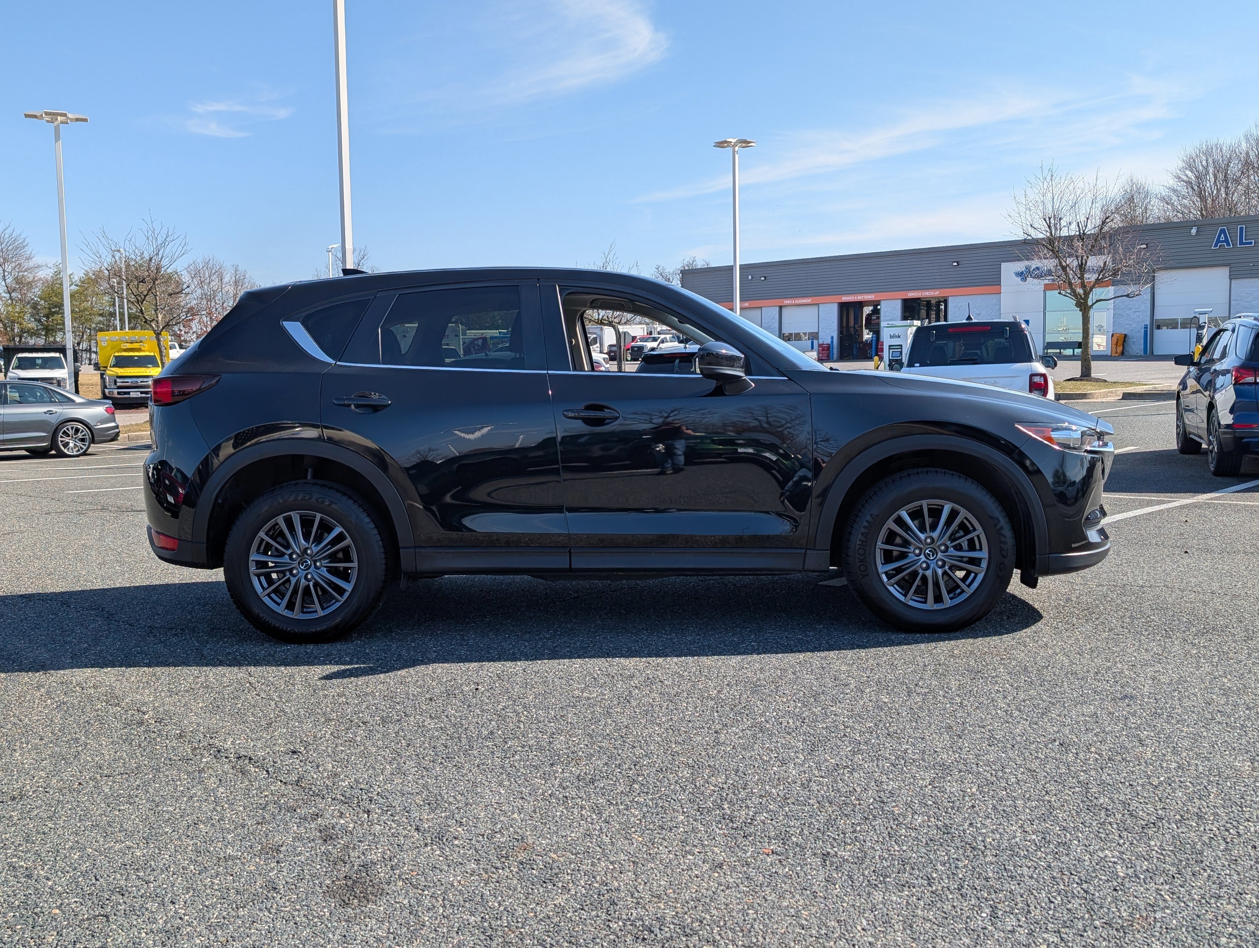 Used 2021 MAZDA CX-5 Touring w/ Touring Preferred SV Package image 6