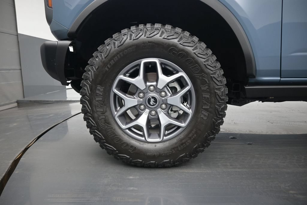 Certified 2025 Ford Bronco Badlands AWD/4WD image 25