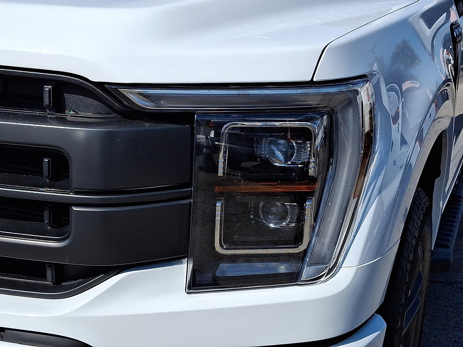 Certified 2023 Ford F150 Lariat w/ Equipment Group 502A High image 12