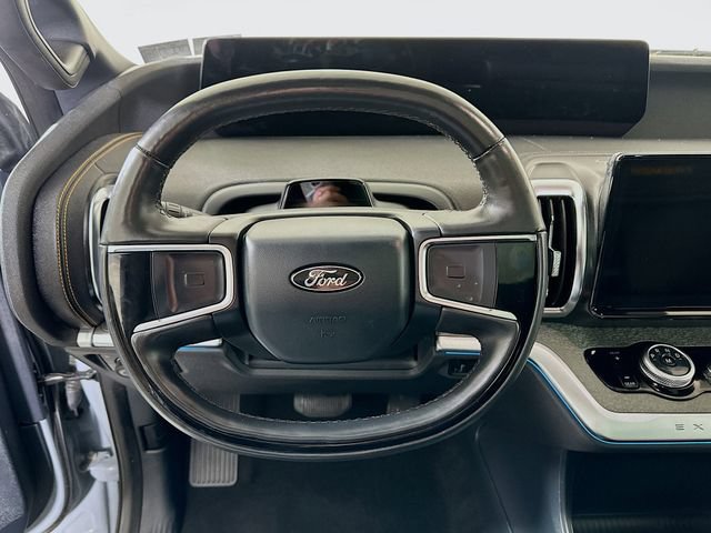 Certified 2025 Ford Expedition Tremor AWD/4WD image 16