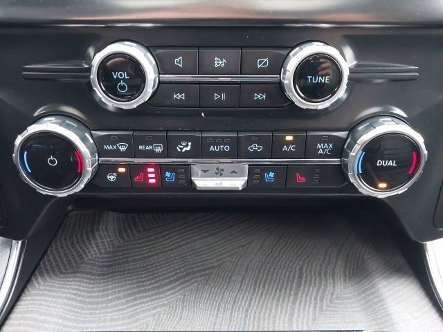 Certified 2022 Ford F150 Platinum w/ Equipment Group 701A High image 21