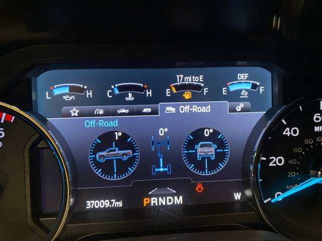 Certified 2022 Ford F350 Platinum w/ Tremor Off-Road Package AWD/4WD image 11