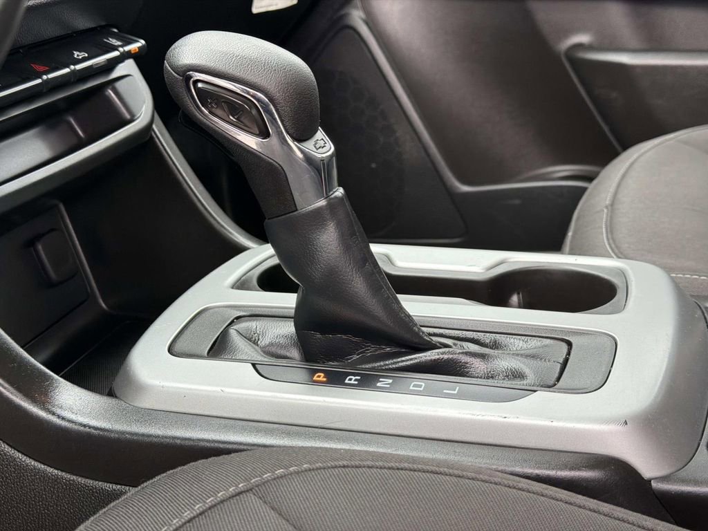 Used 2022 Chevrolet Colorado LT w/ Fleet Safety Package image 16
