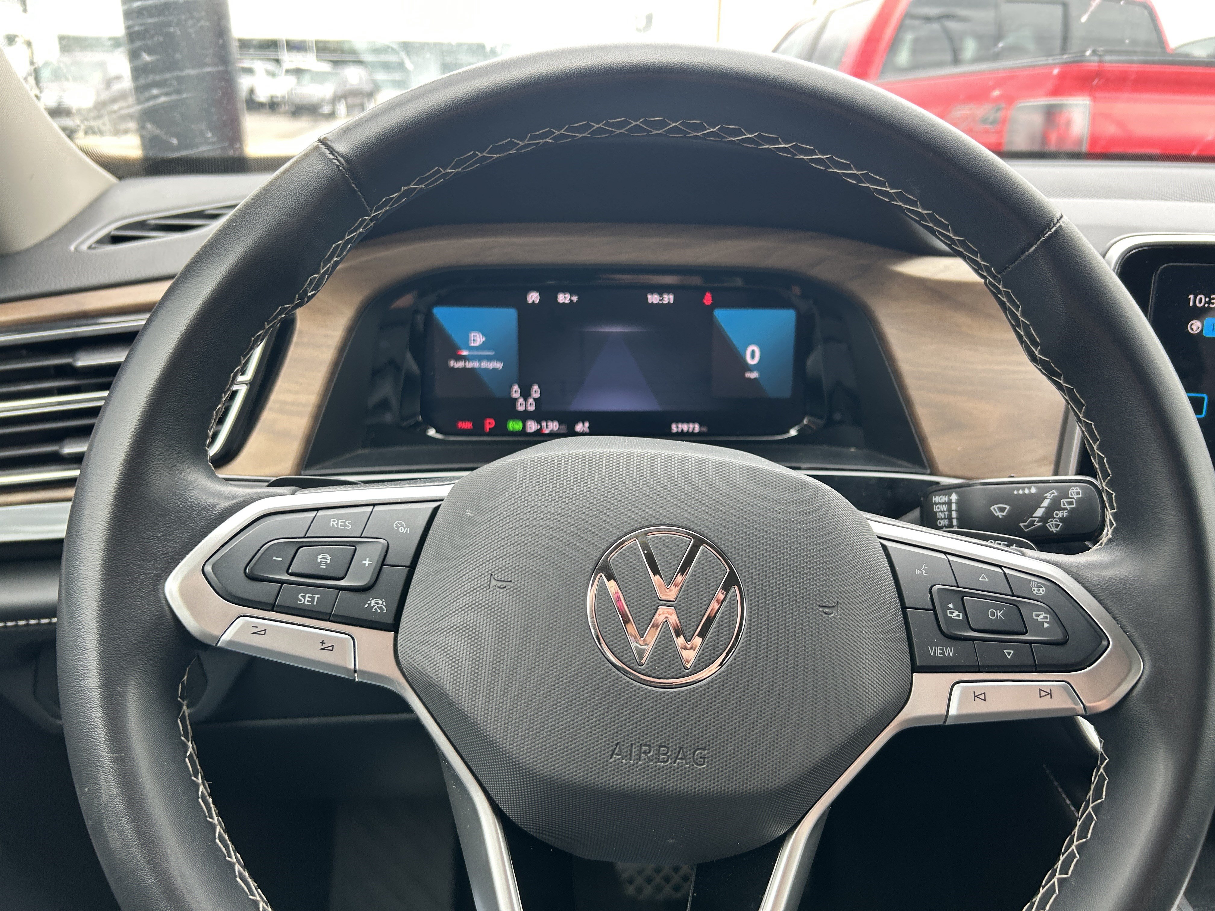 Used 2024 Volkswagen Atlas SE AWD/4WD image 18