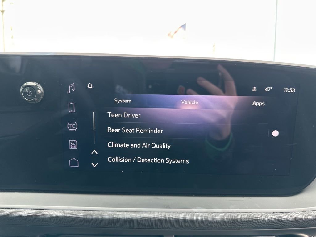 Used 2025 Buick Envista Preferred image 34