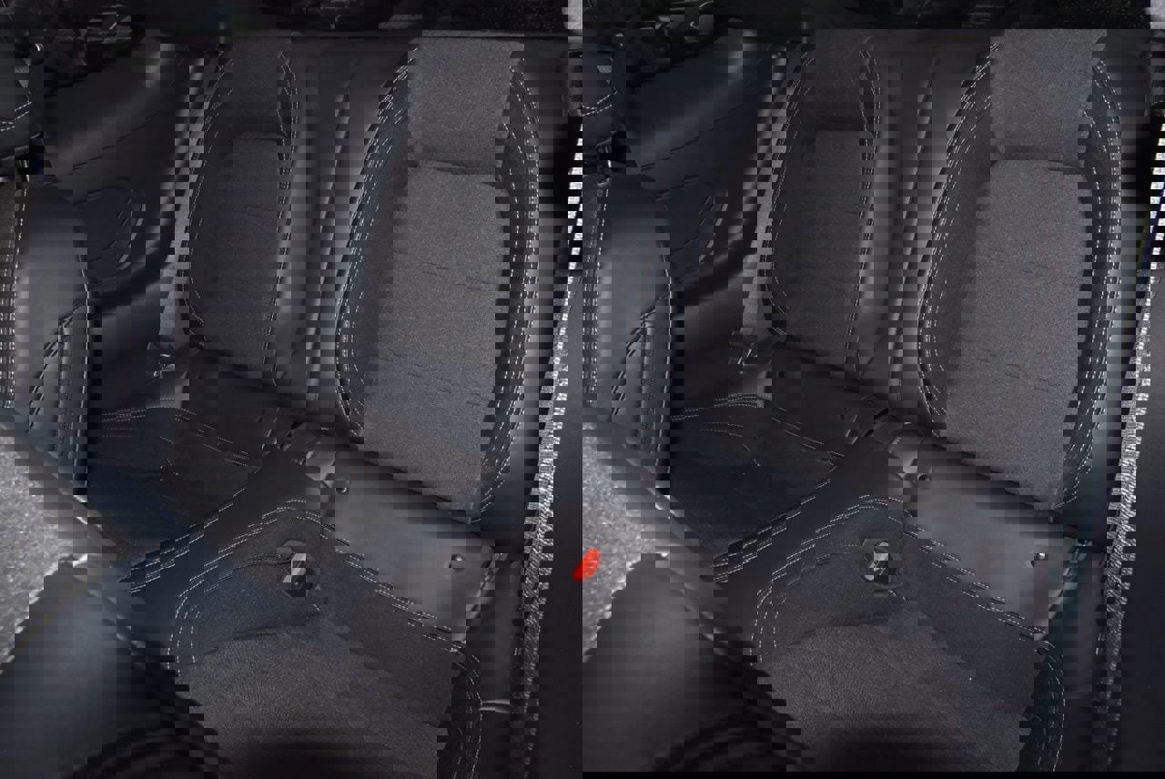 Certified 2024 Ford Mustang Coupe RWD image 17