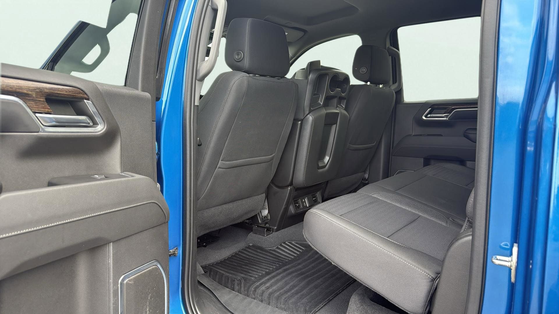 Used 2023 GMC Sierra 1500 Elevation AWD/4WD image 22