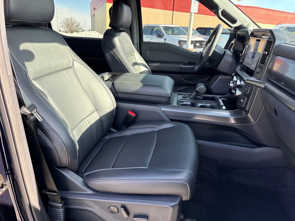 Certified 2025 Ford F150 Lariat w/ Equipment Group 501A Mid image 9