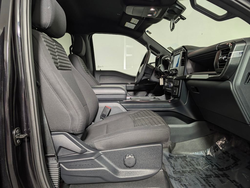 Certified 2022 Ford F150 XL w/ STX Appearance Package AWD/4WD image 8