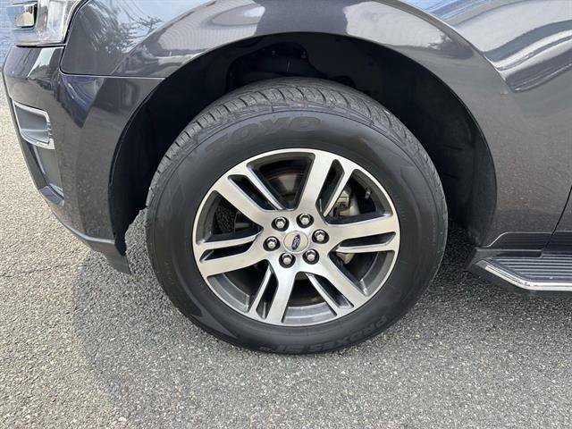 Certified 2023 Ford Expedition Limited RWD image 4