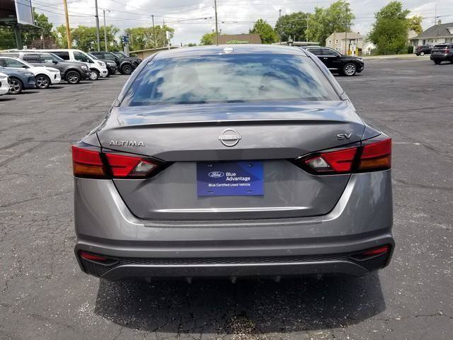 Used 2024 Nissan Altima 2.5 SV FWD image 6