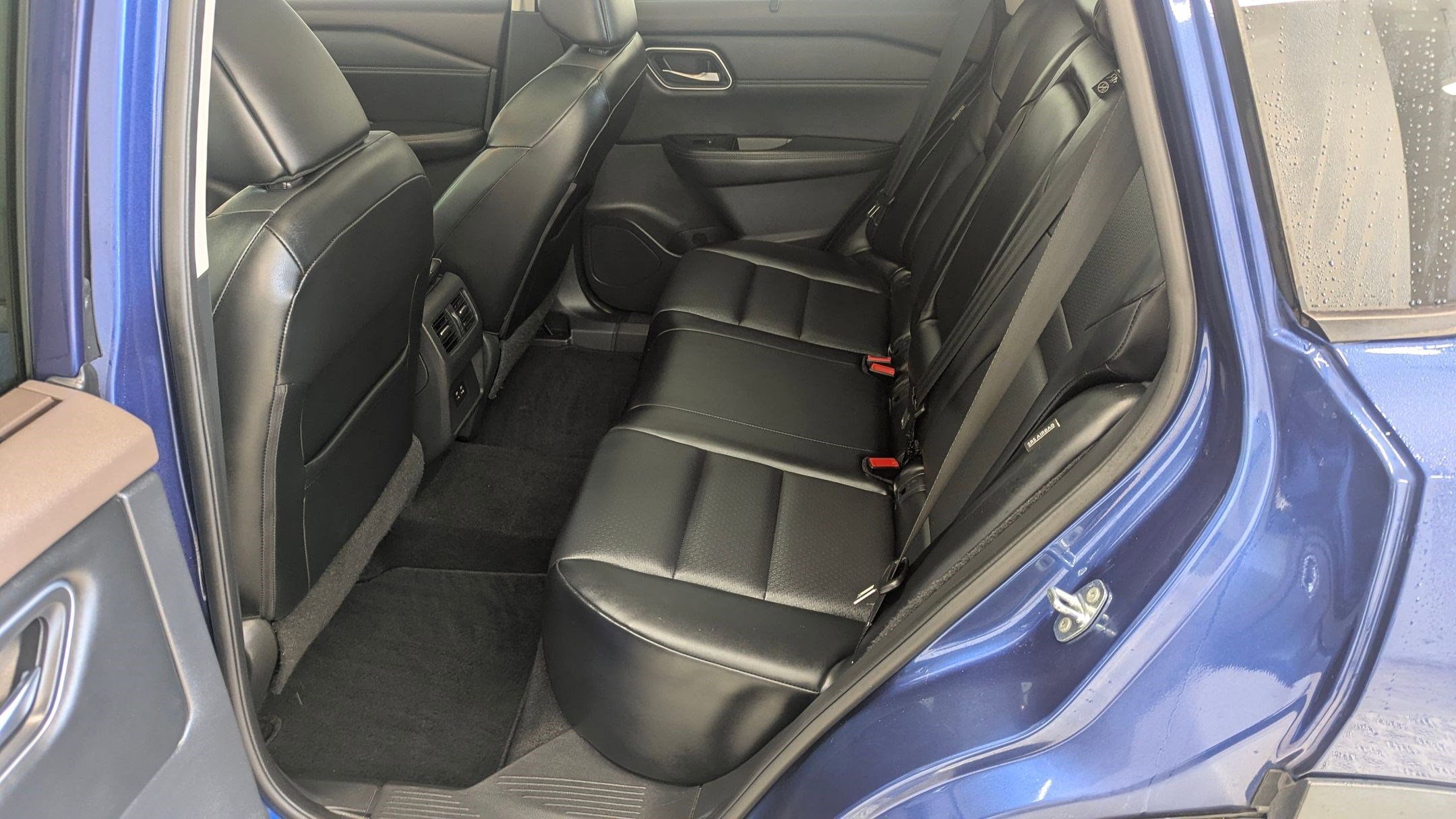 Used 2021 Nissan Rogue SV w/ Premium Package image 13