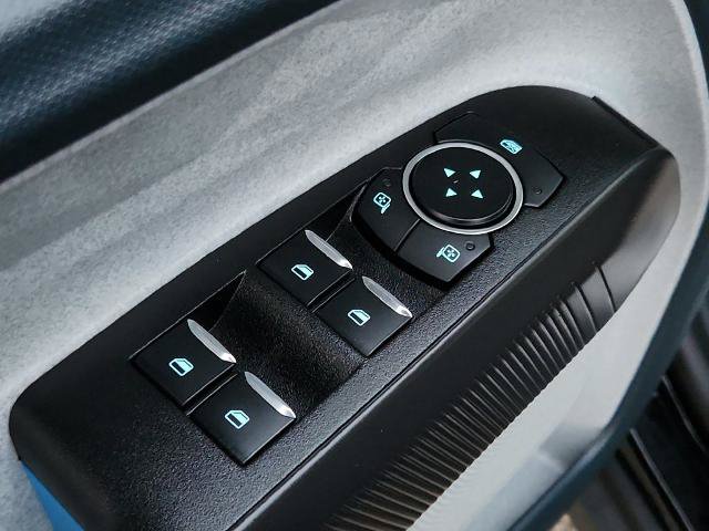 Certified 2025 Ford Maverick XLT FWD image 22