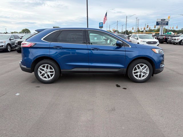 Certified 2024 Ford Edge SEL w/ Convenience Package AWD/4WD image 8