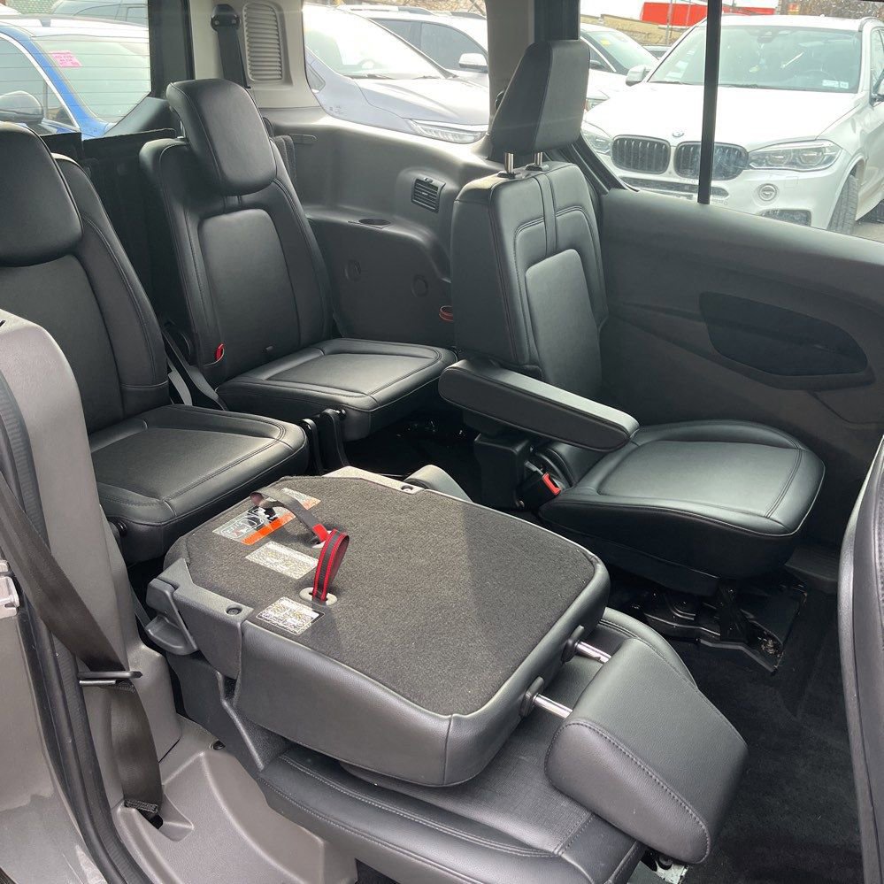 Certified 2023 Ford Transit Connect XL image 18