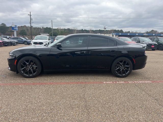 Used 2022 Dodge Charger SXT w/ Blacktop Package image 4