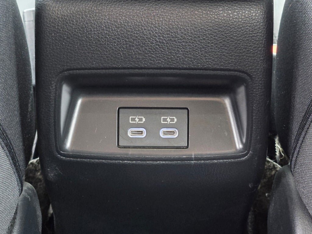 Used 2024 Toyota Corolla LE FWD image 13