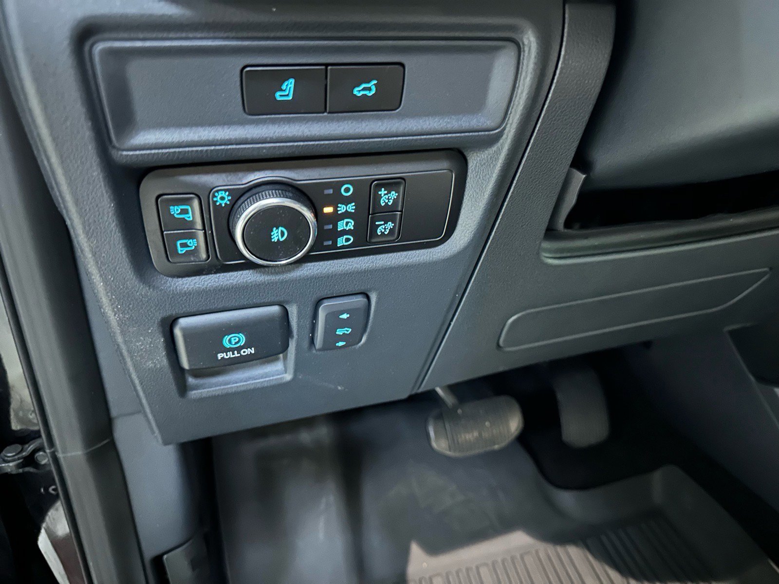 Certified 2023 Ford Expedition Platinum image 35