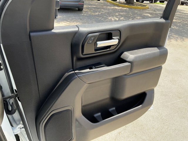 Used 2025 Chevrolet Silverado 2500 Custom w/ Custom Value Package AWD/4WD image 22