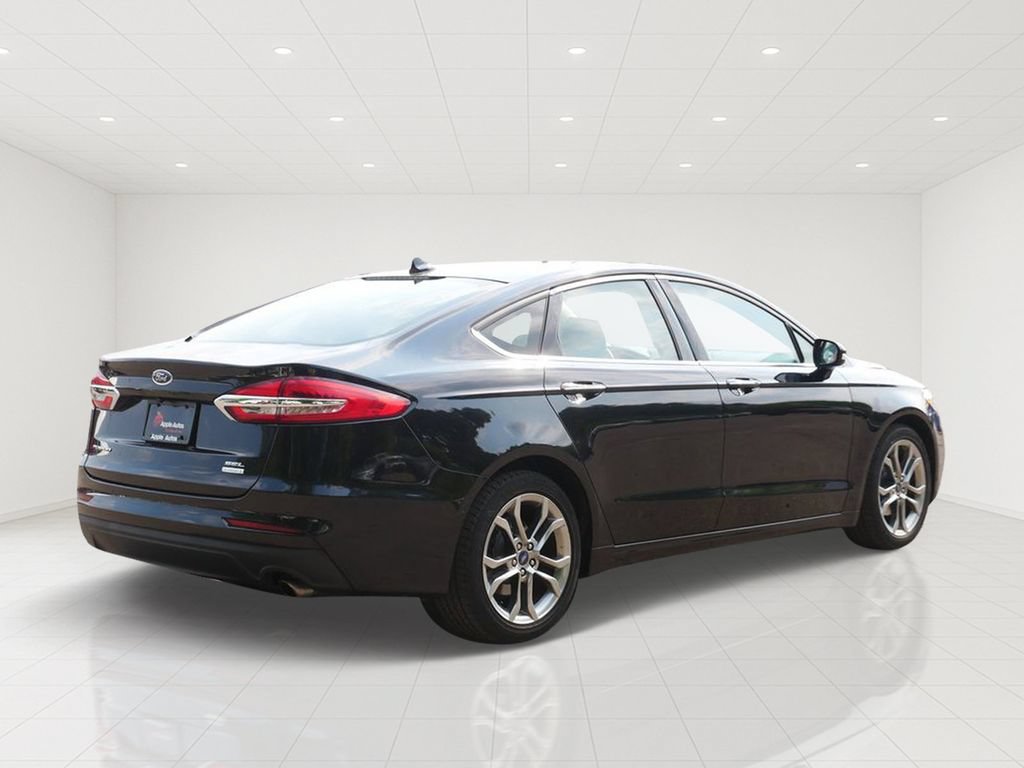 Certified 2020 Ford Fusion SEL FWD image 3
