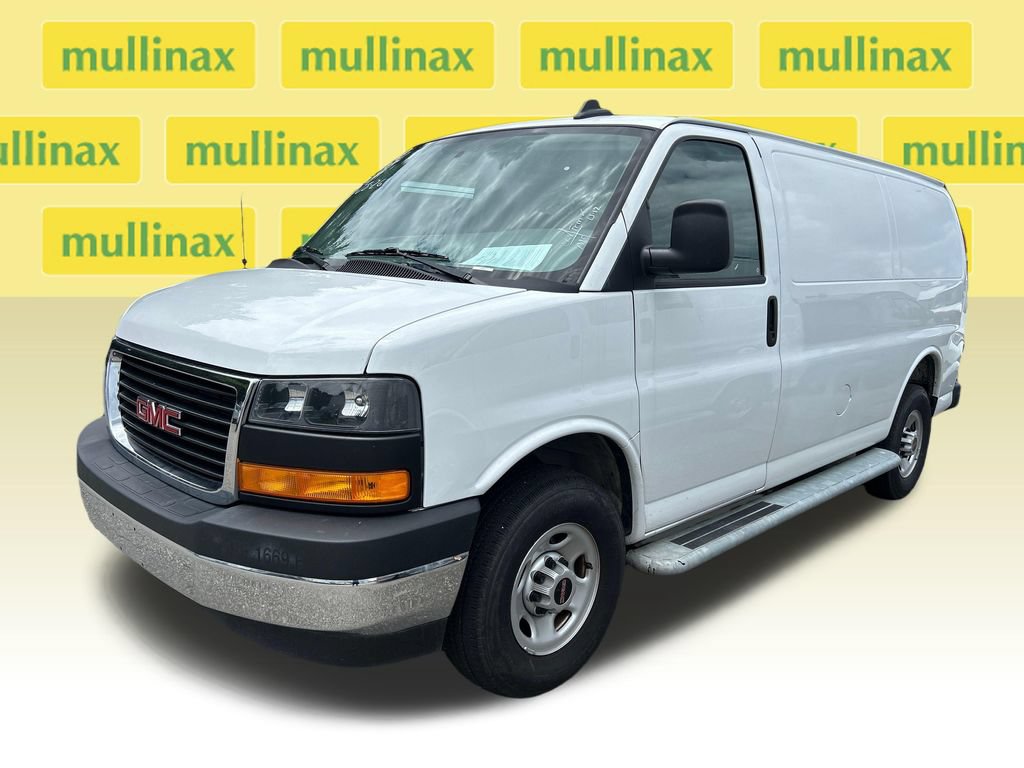 Used 2025 GMC Savana 2500 w/ Driver Convenience Package RWD image 6