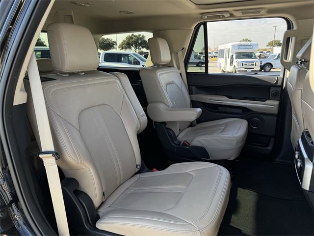 Certified 2024 Ford Expedition Limited image 33