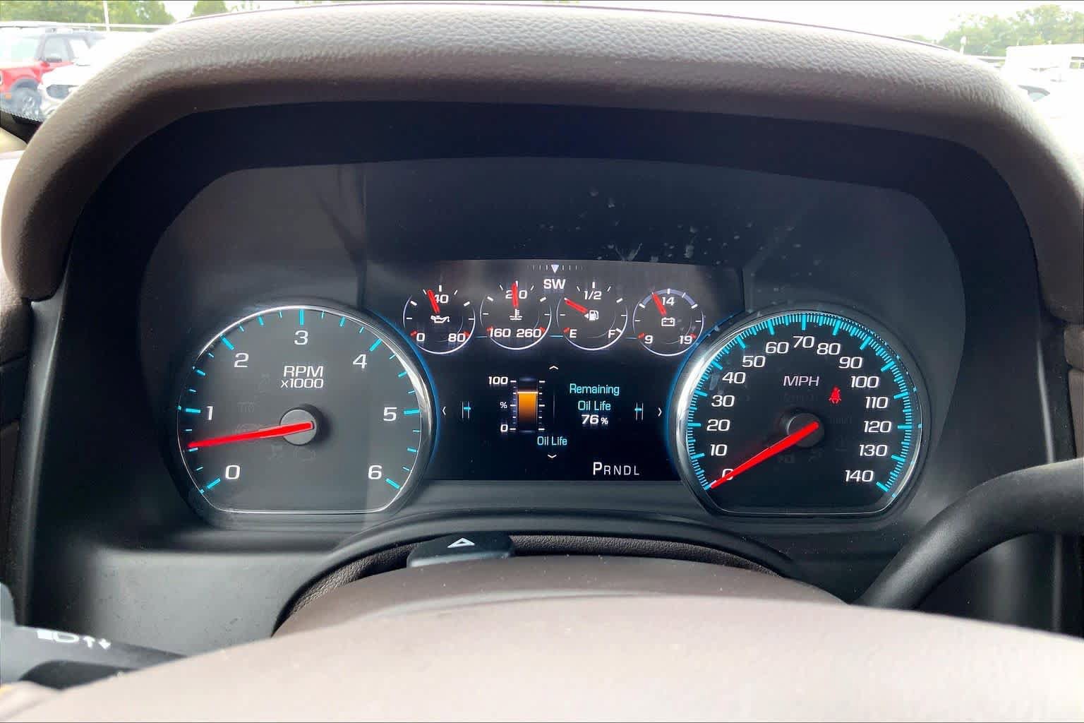 Used 2017 Chevrolet Tahoe LT w/ Luxury Package AWD/4WD image 25