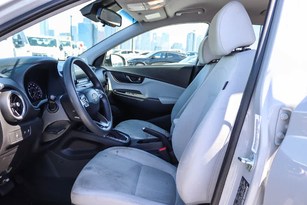 Used 2023 Hyundai Kona SEL AWD/4WD image 16