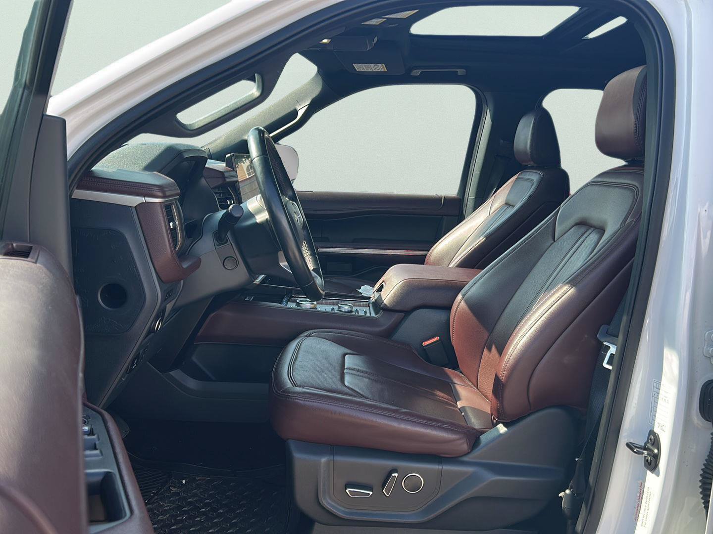 Certified 2022 Ford Expedition Limited AWD/4WD image 7